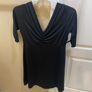 Zara L black dress that you can wear this holiday!